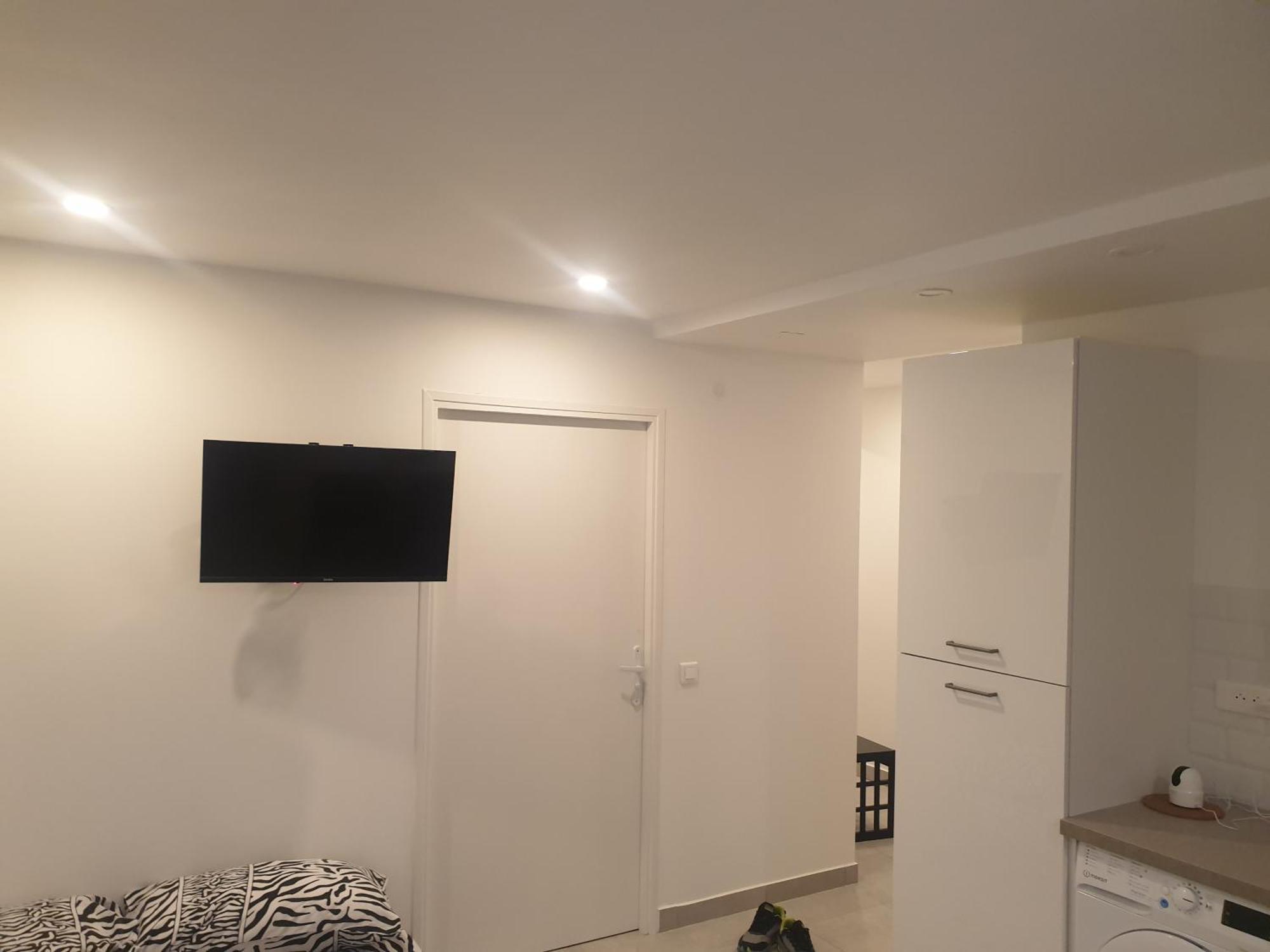 Appartements Renove 2023 Proche Aeroport 5Min, Gare Sncf 2 Min, Tramway Au Pied De L'Immeuble , Parking Possible, Renovated Apartments 2023 Near The Airport 5 Min, Train Station 2 Min, Tram Next To The Building 1 Min, Parking Possible Nice Room photo